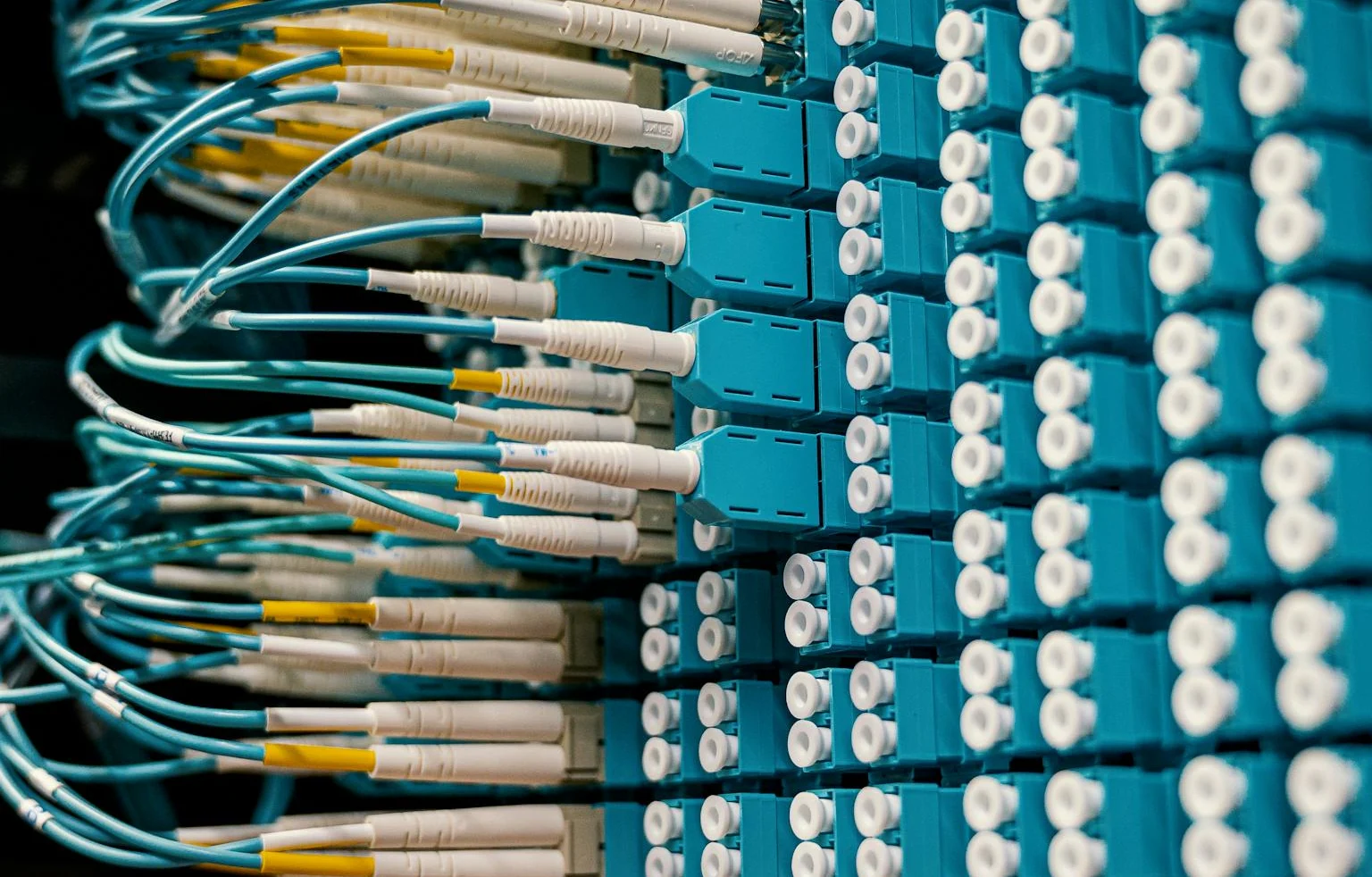 The Smart Choice: Factors for Selecting Fiber Optic Services
